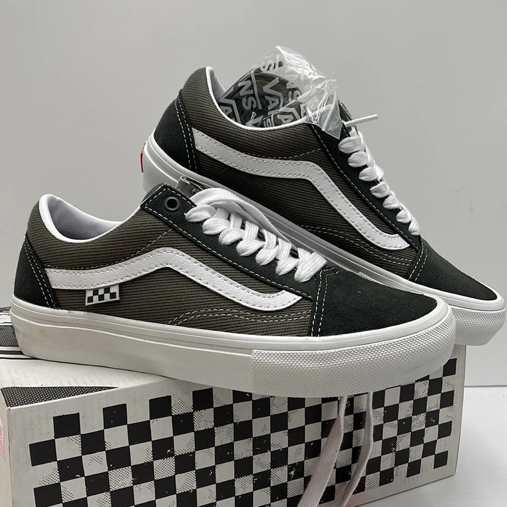 Vans WMNS Skate Old Skool
Twill Grape Leaf
VN0A5FCB50K
SNEAKERS - Picture 5 of 16